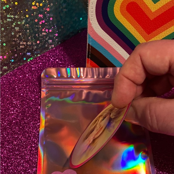 TAYLOR SWIFT LOCKER FRIDGE MAGNET & FANSITE PINK HEART MINT !! - Picture 3 of 5